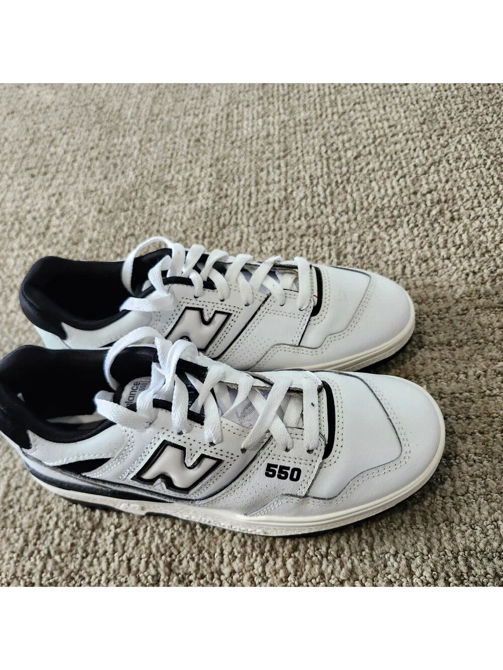 New Balance 550 White and Black Sneakers Lace Up Women's Size 8